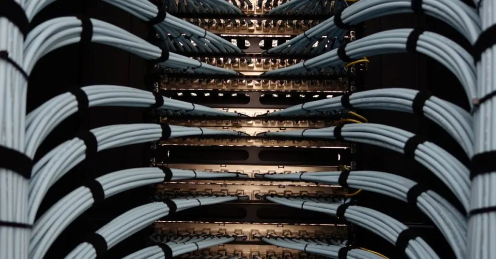 découvrez tout sur les data centers : infrastructures essentielles pour le stockage, la gestion et la sécurisation des données à grande échelle.