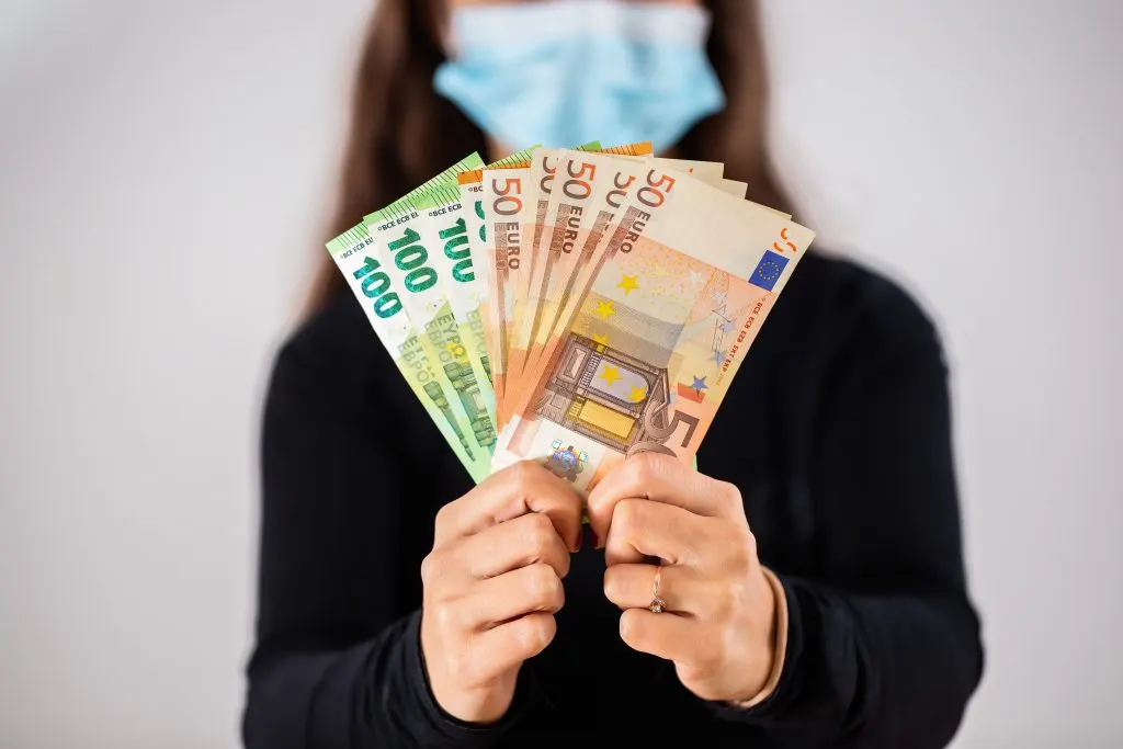 Devenir riche : conseils pour réussir financièrement – Waxoo.fr