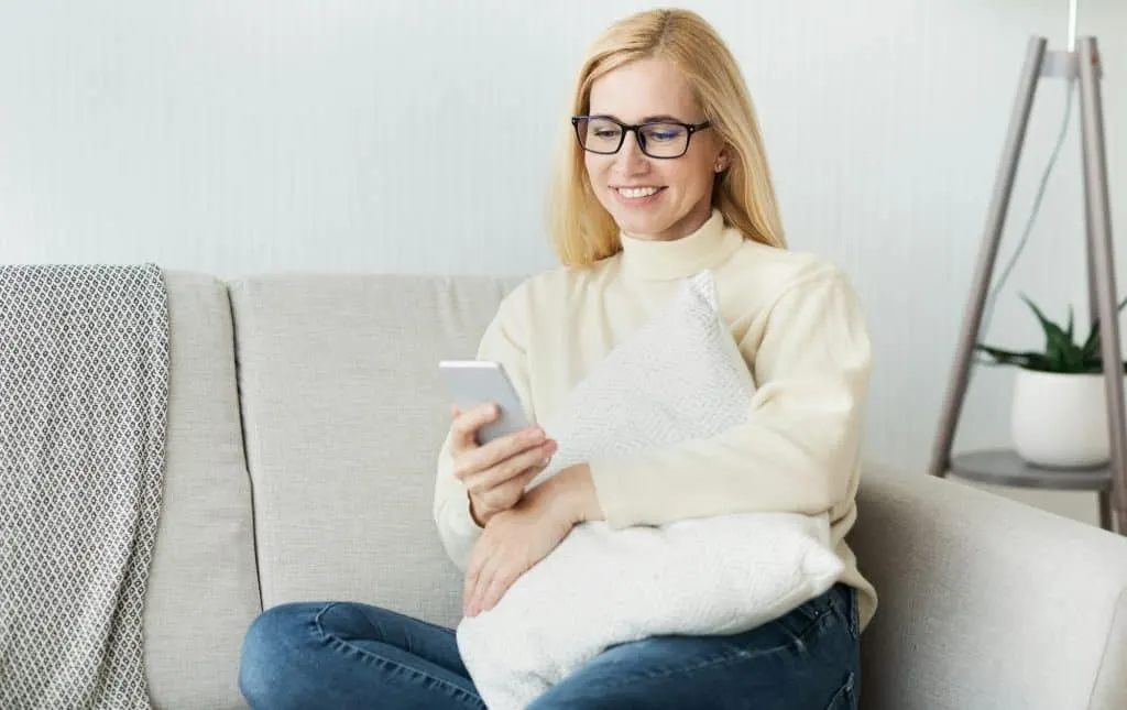 Instagram : quel usage ? Story à la une sur Waxoo.fr