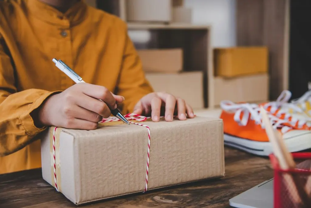 Changer le nom de boutique Shopify : astuces et démarches