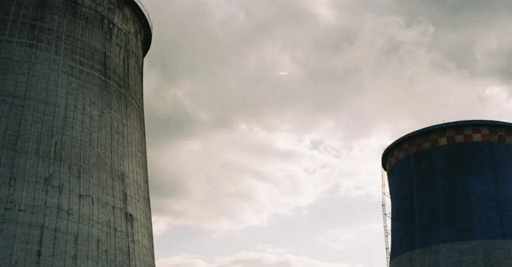 découvrez l'énergie nucléaire, une source d'énergie puissante et durable, essentielle pour répondre aux défis énergétiques mondiaux. explorez ses avantages, ses technologies et son rôle dans la transition vers une consommation énergétique plus verte.