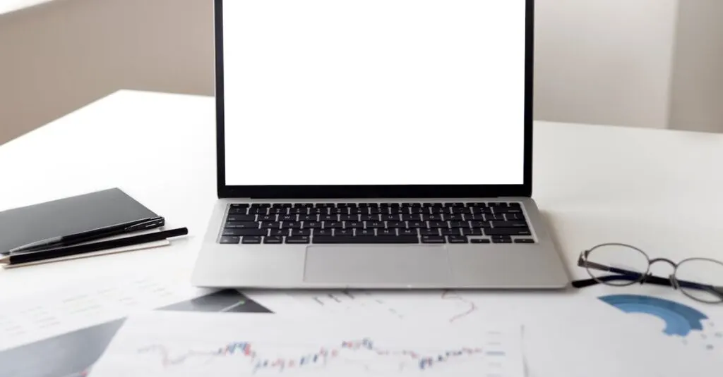 découvrez les dernières informations et analyses sur les stocks, apprenez à investir judicieusement et suivez l'évolution des marchés boursiers pour optimiser votre portefeuille financier.