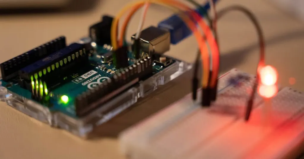 découvrez l'univers fascinant des semi-conducteurs, ces matériaux essentiels qui révolutionnent l'électronique moderne. apprenez comment ils fonctionnent, leur rôle dans les technologies actuelles et futures, ainsi que leur impact sur l'innovation et l'industrie.