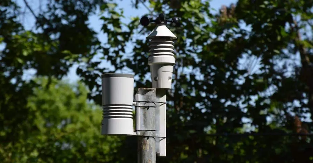 découvrez les prévisions météorologiques précises et à jour pour planifier vos activités. obtenez des informations sur les conditions climatiques, les températures et les alertes pour rester informé et à l'abri des intempéries.