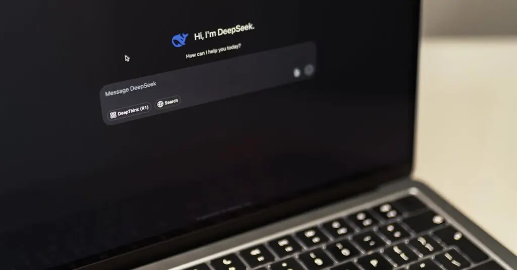 découvrez les chatbots, ces assistants numériques révolutionnaires qui interagissent avec les utilisateurs en temps réel. apprenez comment ils améliorent le service client, automatisent les tâches et offrent une expérience personnalisée.
