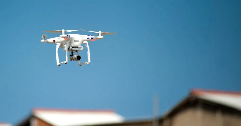 découvrez le monde fascinant des drones, des appareils volants télécommandés aux applications variées. que vous soyez passionné de photographie aérienne, de modélisme ou d'innovations technologiques, plongez dans l'univers des drones et apprenez à les piloter comme un pro. explorez les dernières tendances, conseils et réglementations pour tirer le meilleur parti de votre expérience aérienne.