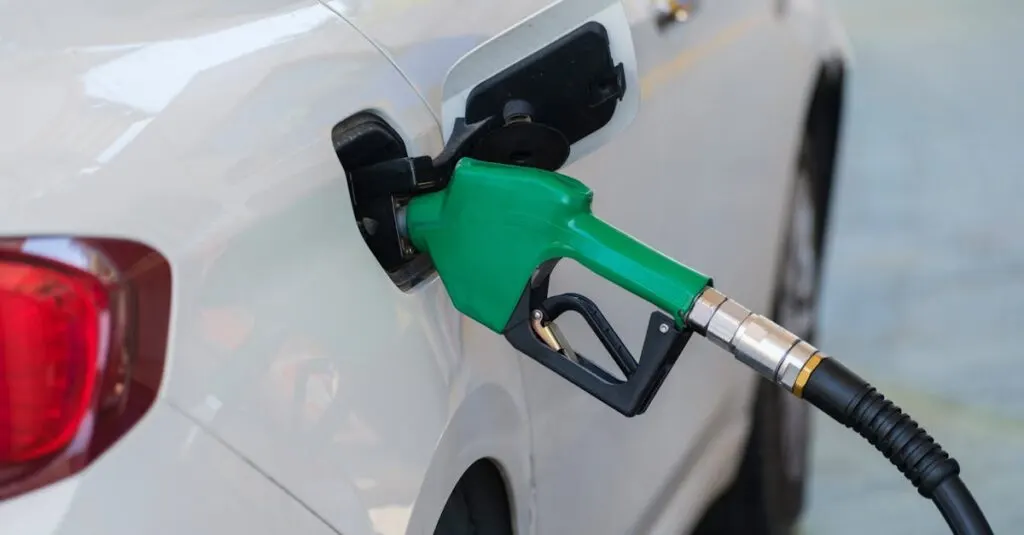 découvrez les enjeux de la consommation énergétique, ses impacts sur l'environnement et les solutions pour une utilisation responsable et durable de l'énergie. apprenez comment réduire votre empreinte carbone tout en répondant à vos besoins en énergie.