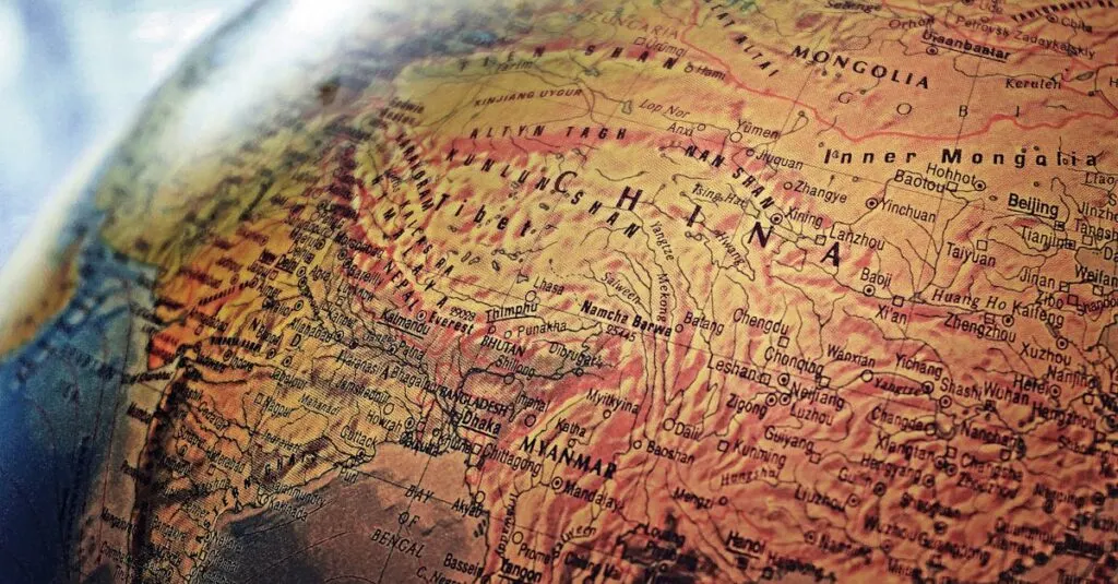 découvrez la richesse culturelle, l'histoire fascinante et les paysages époustouflants de la chine, un pays aux multiples facettes qui allie traditions anciennes et modernité.