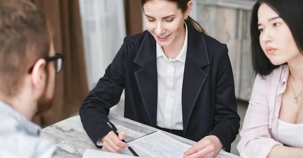 découvrez des solutions d'assurance adaptées à vos besoins. protégez votre avenir avec des couvertures sur mesure, que ce soit pour votre santé, votre véhicule ou votre habitation. comparez les offres et bénéficiez de conseils d'experts pour choisir la meilleure protection au meilleur prix.