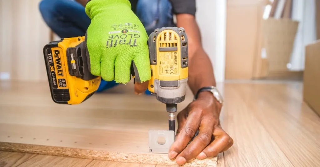 découvrez tout sur les workers : définition, rôles, avantages et fonctionnement. apprenez comment optimiser vos processus grâce aux workers, que ce soit en informatique ou dans d'autres domaines professionnels.