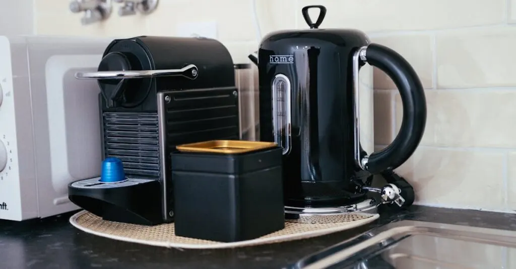 découvrez la théorie des capsules de café, explorez leur fonctionnement, leurs avantages et comment elles révolutionnent votre expérience café.