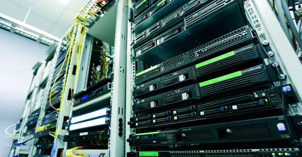 découvrez l'impact environnemental des centres de données d'intelligence artificielle et les enjeux liés à leur consommation énergétique et leur empreinte carbone.