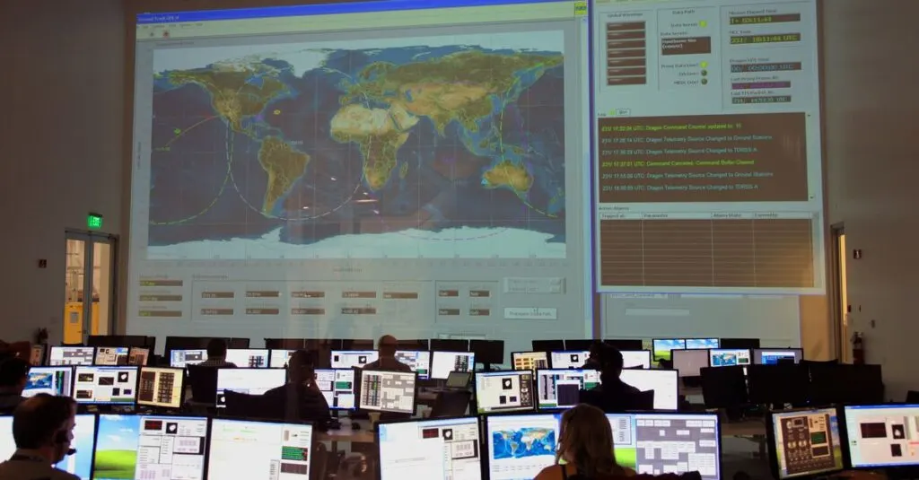 découvrez les centres de données spatiaux, une révolution technologique offrant des solutions de stockage et de traitement des données en orbite terrestre pour une performance et une sécurité optimales.