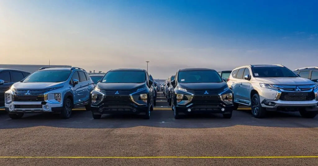 découvrez comment l'intelligence artificielle provoque une hausse des prix des voitures et impacte le marché automobile.