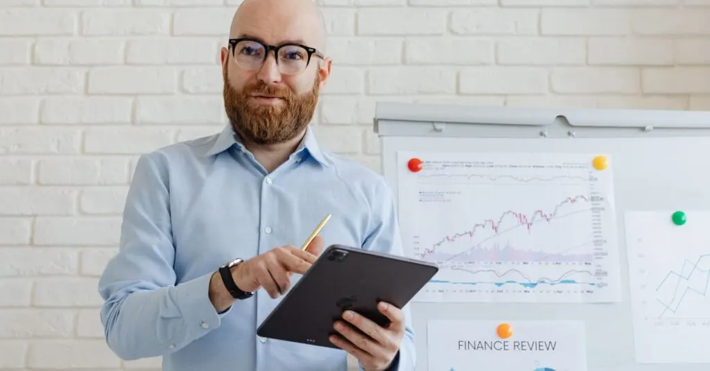 découvrez un travail visionnaire qui révolutionne les idées et inspire l'innovation pour un avenir meilleur.