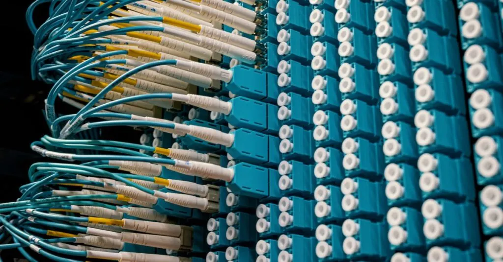 découvrez tout sur les data centers : infrastructures essentielles pour le stockage, la gestion et la sécurité des données numériques.