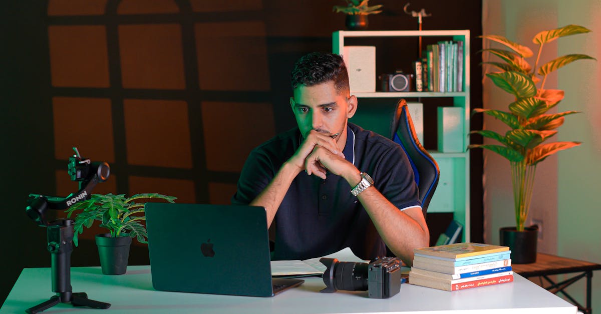 découvrez l'informatique quantique : principes fondamentaux, applications et enjeux de cette technologie révolutionnaire qui promet de transformer le calcul et l'innovation.