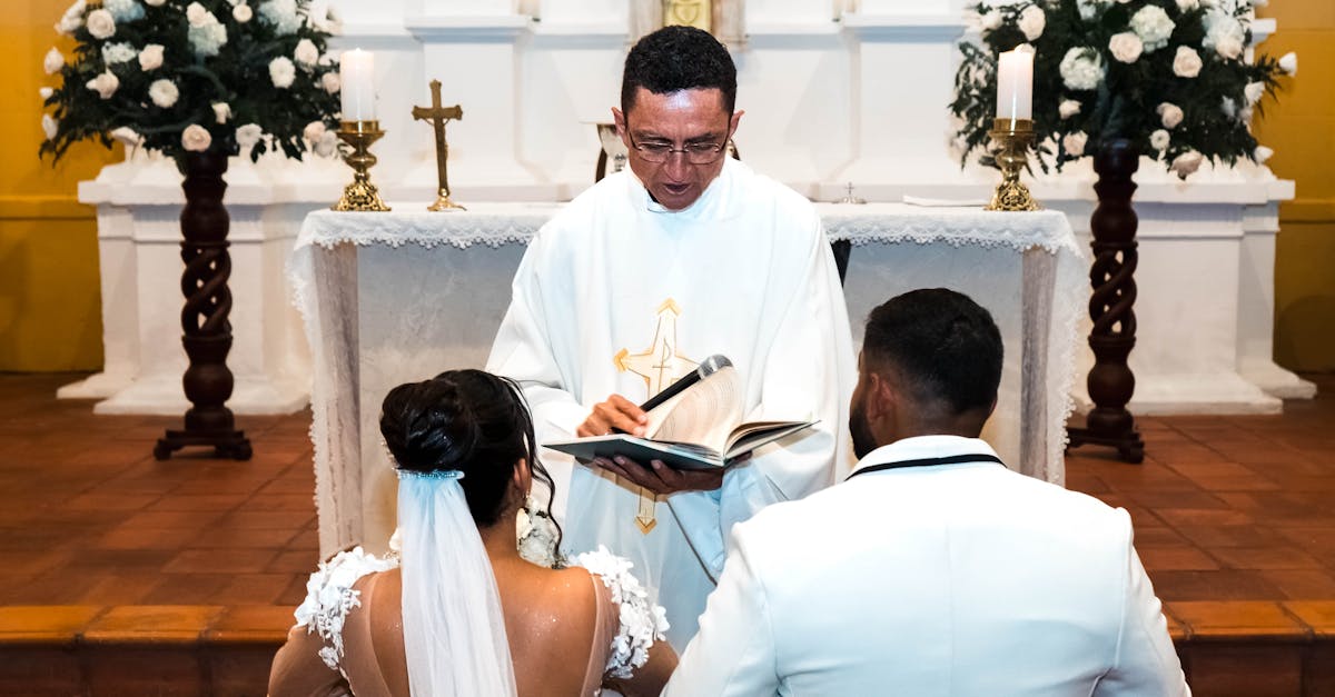 découvrez notre guide complet des églises, pour explorer leur histoire, architecture et événements religieux.