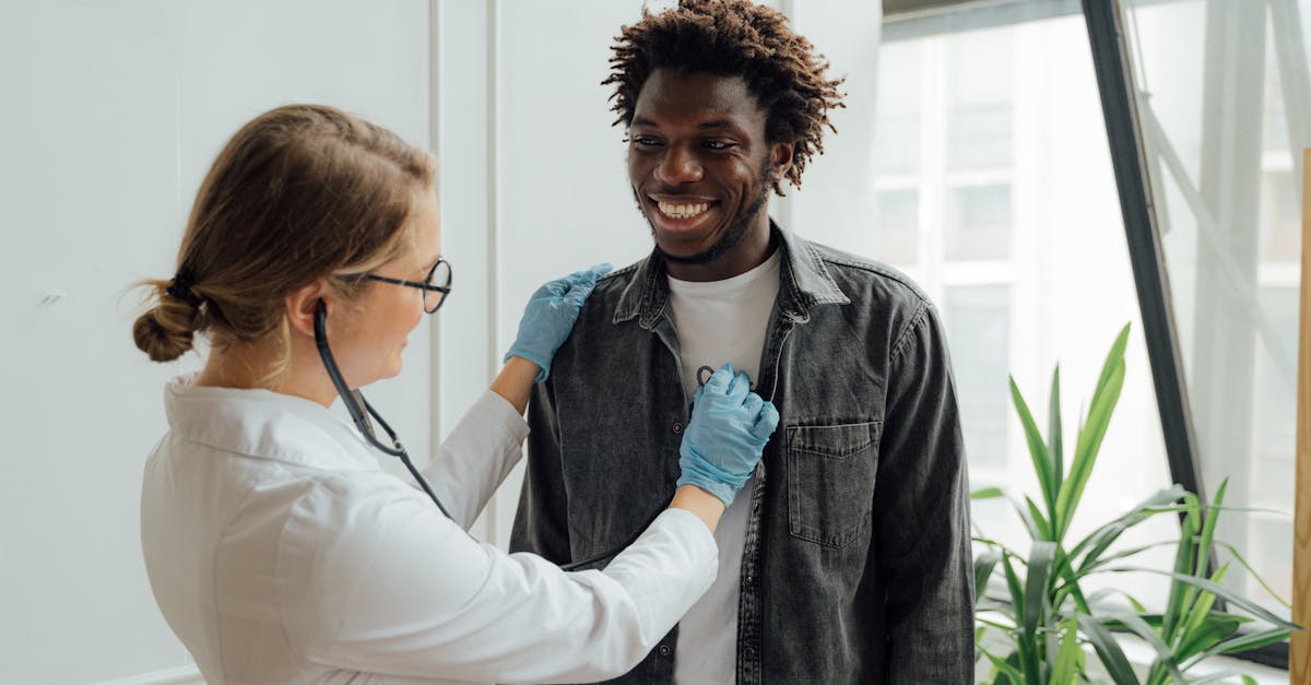 découvrez comment la confiance publique influence l'adoption et le développement de l'intelligence artificielle dans le domaine de la santé.