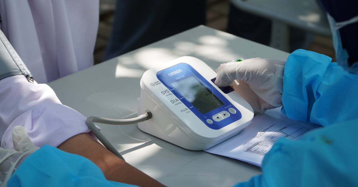 découvrez comment la confiance du public dans l'intelligence artificielle en santé influence l'adoption des technologies innovantes et améliore les soins médicaux.