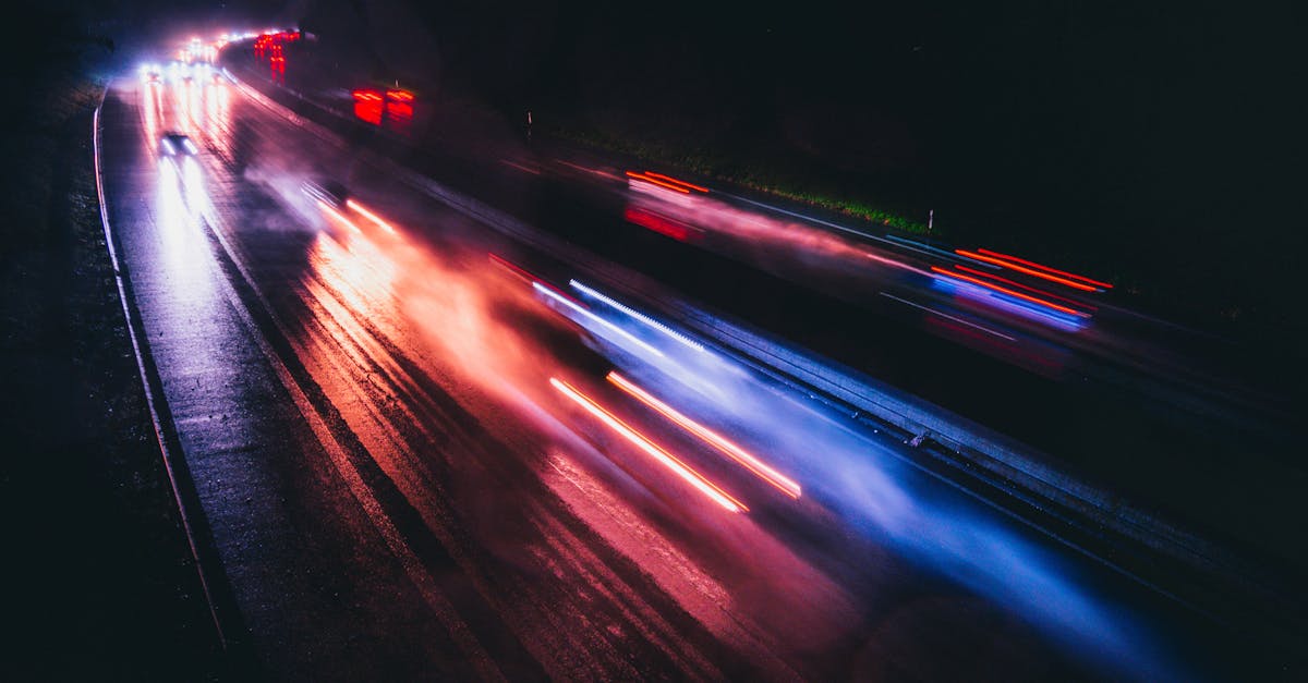 découvrez tout sur la vitesse : définitions, applications et conseils pour optimiser vos performances rapidement et efficacement.