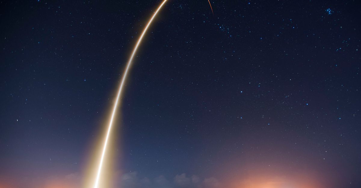 découvrez les opportunités et les perspectives d'investissement dans spacex, la société innovante de technologie spatiale fondée par elon musk.