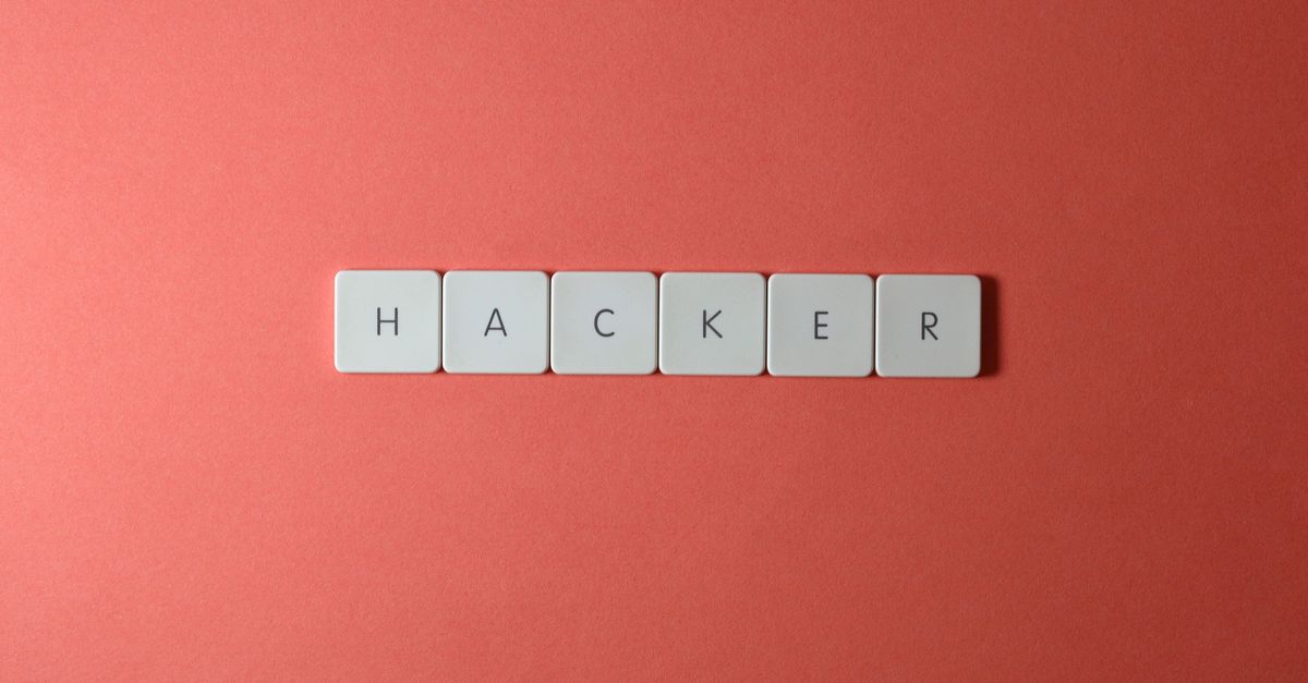 découvrez comment l'intelligence artificielle représente une menace croissante pour le journalisme, impactant la véracité des informations et l'avenir de la presse.